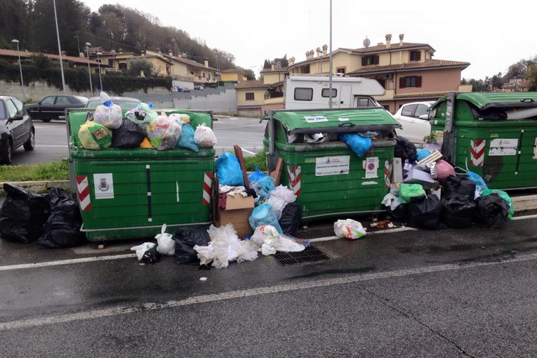 Roma - Gestione rifiuti, Legambiente: "Contro la richiesta dei sindacati di rallentare sul porta a porta."