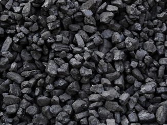Clima. Descalzi (Eni): “Il carbone bruciato in Ue è il più caro del mondo”