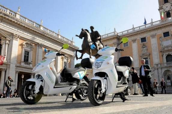 Roma, Meleo: "Entro aprile 250 mezzi per nuovo servizio scooter-sharing elettrico"