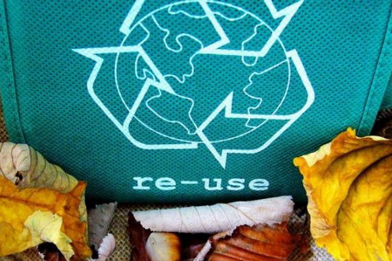 Ecofourm rifiuti: presentata la ricerca di Lorien Consulting e il rapporto dell’osservatorio Recycle di Legambiente