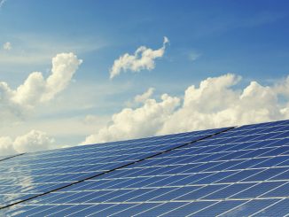 Rinnovabili, perché affidarsi all'uso dell'energia solare, dall'ambiente al taglio dei costi