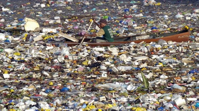 Le isole di plastica nell'oceano: una piaga sul nostro pianeta