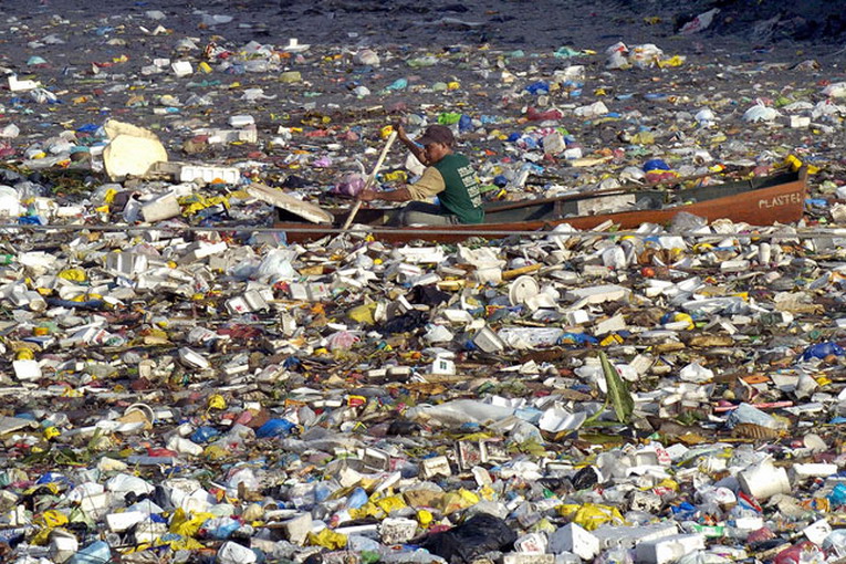Le isole di plastica nell'oceano: una piaga sul nostro pianeta