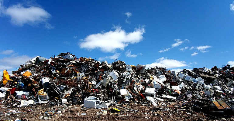 Rifiuti a Roma, Legambiente: “Costruire una nuova discarica a pochi metri da Malagrotta è sbagliato”