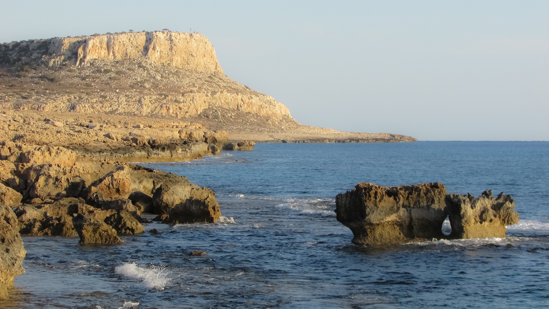 Erosione della costa, di quanto si è alzato il livello del mare