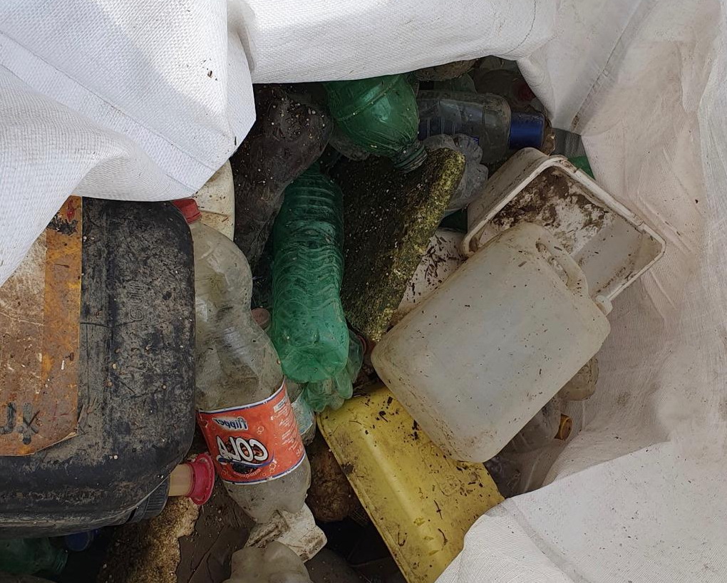 La barriera Acchiappa Plastica sul Tevere