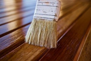 Vernici e prodotti chimici, come devono essere smaltiti