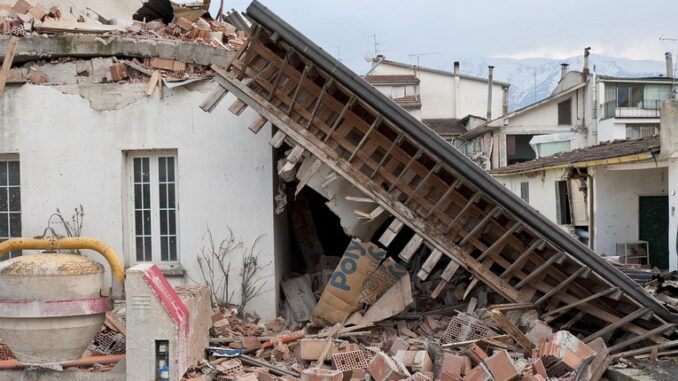 Effetti ambientali dei terremoti sugli ecosistemi Effetti ambientali dei terremoti sugli ecosistemi