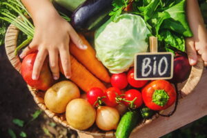 Cibo biologico per bambini: vantaggi e consigli pratici