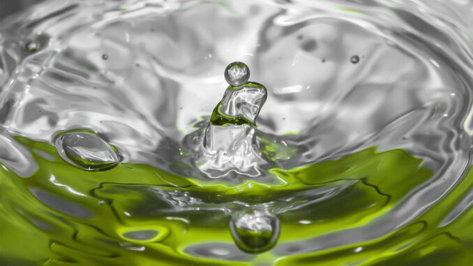 L’aceto come alleato green nelle pulizie domestiche