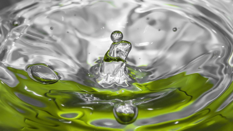 L’aceto come alleato green nelle pulizie domestiche